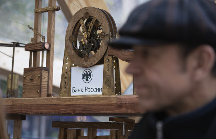 Банк России рекомендовал до 30 сентября приостановить выселение должников из жилья