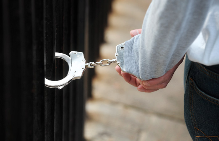 Молодого тюменца задержали за подготовку нападения на школу