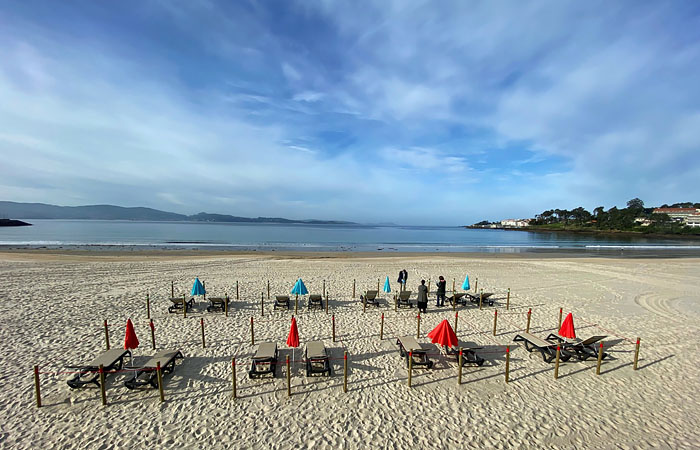 На побережье Испании начали открываться первые отели