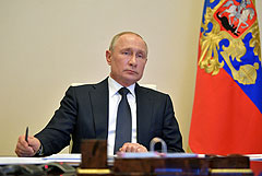 Путин объявил о завершении 12 мая периода нерабочих дней в России