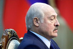 Лукашенко заявил, что Россия прибегла к белорусскому методу борьбы с COVID-19