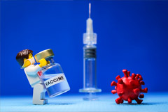 Мурашко заявил, что первые вакцины от коронавируса появятся уже в конце июля