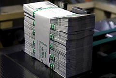 ФНБ в апреле сократился на 450 млрд рублей