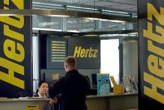 Крупнейший сервис по прокату автомобилей Hertz объявил о банкротстве