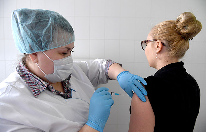 В России запланировали начать вакцинацию против гриппа в августе