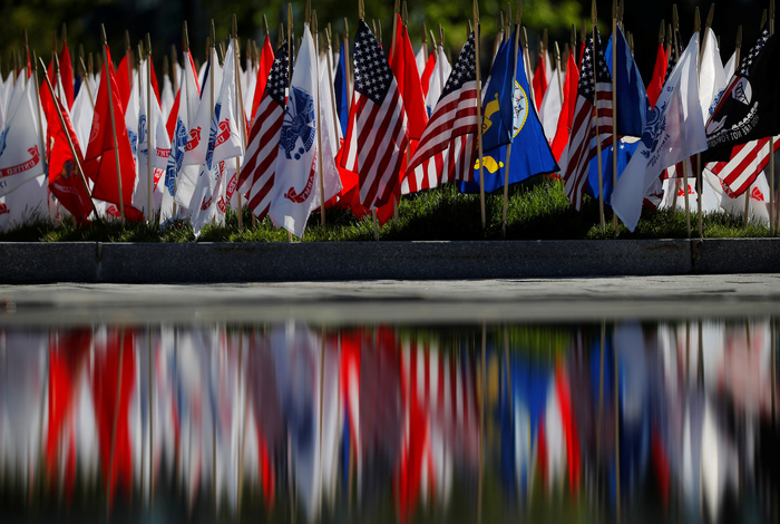 Министры иностранных дел стран G7 готовят совместное заявление по Гонконгу