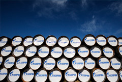 ФАС приняла две жалобы на почти 100-миллиардную закупку труб "Газпромом"