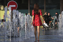 Из-за жары в столичном регионе объявлен "оранжевый" уровень опасности