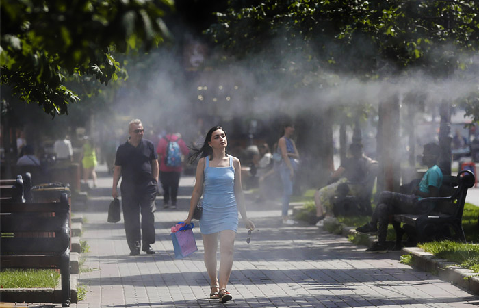 На Украине зафиксировали новый антирекорд по числу заболевших COVID-19 за сутки