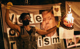 Трамп пообещал победить левых радикалов