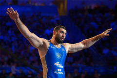 Российский борец Махов стал чемпионом ОИ-2012 из-за допинга у соперников