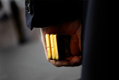 Цена золота вновь обновила рекорд