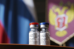 Российскую вакцину от коронавируса начнут выпускать в ближайшие две недели