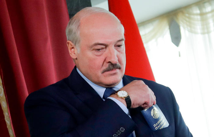 Лукашенко готовит срочное обращение к народу