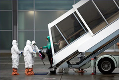 МИД РФ предложил сделать платным экстренное возвращение россиян домой