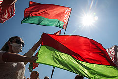 На акцию в поддержку Лукашенко уже приехали около двух тысяч человек