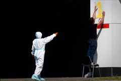 В России за сутки выявлено 4 748 новых заболевших коронавирусом