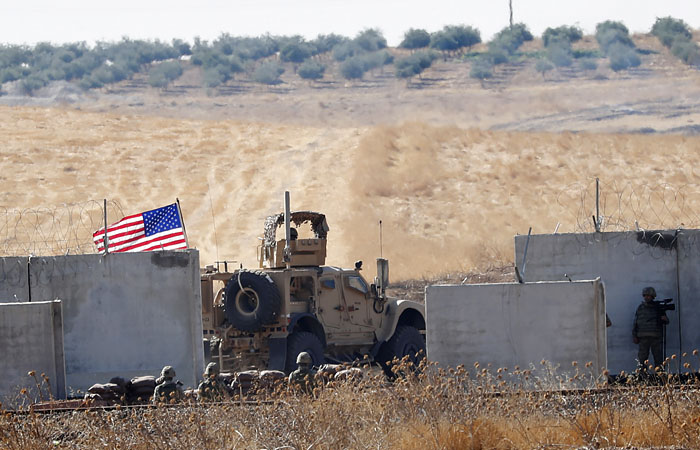 Минобороны РФ заявило о попытке военных США блокировать российский патруль в Сирии