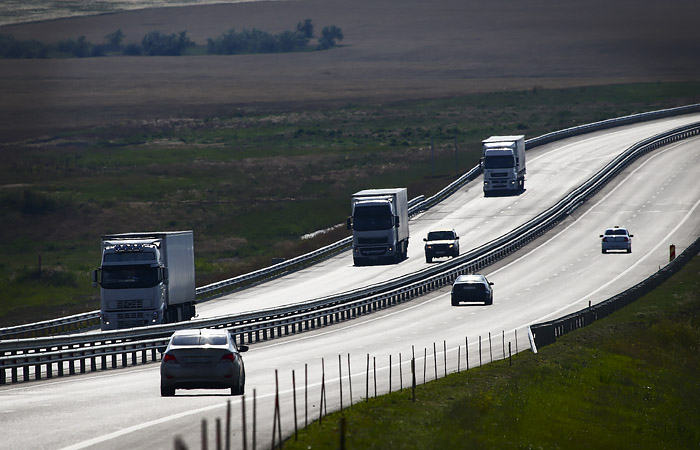 Правительство РФ не поддержало идею об отмене транспортного налога