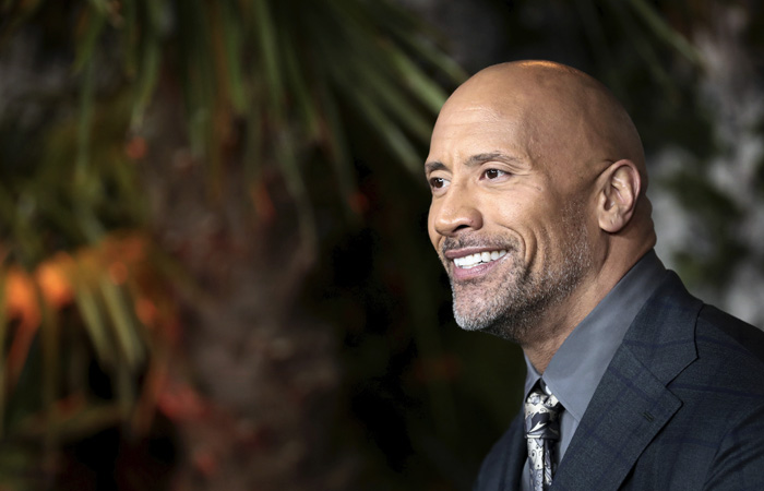 Актер Дуэйн Джонсон переболел коронавирусом вместе с семьей