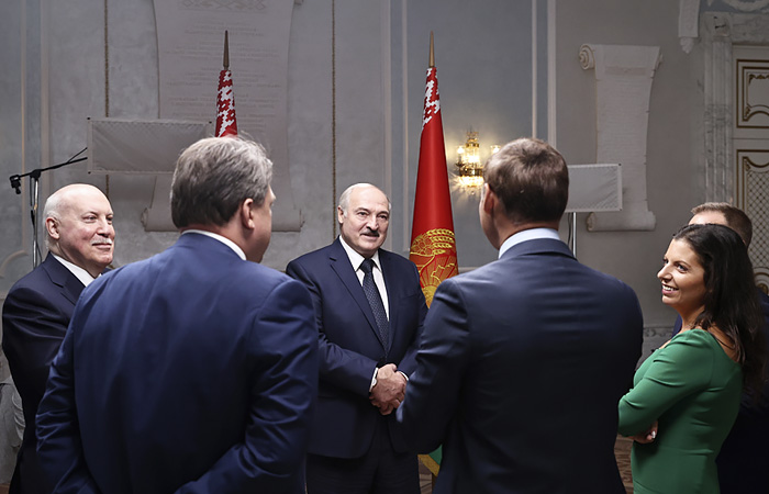Лукашенко заявил, что интеграция Белоруссии с РФ невозможна