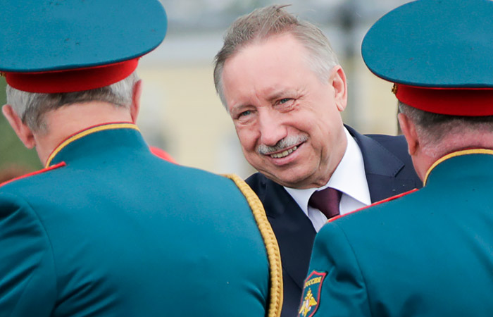 Песков отнес к фейкам слухи об отставке губернатора Петербурга