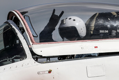 Politico увидела фото самолетов РФ в предвыборной рекламе Трампа