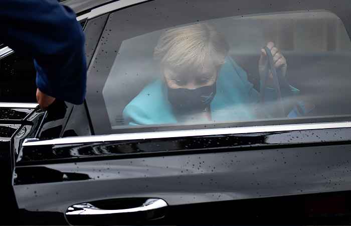 Spiegel узнал о тайном визите Меркель к Навальному