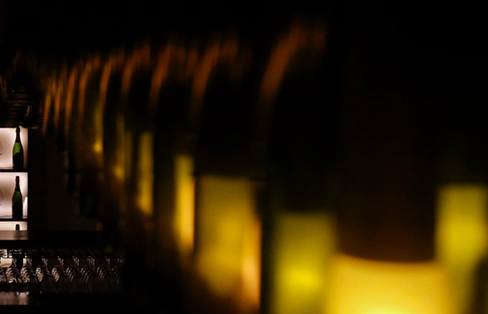 Власти Москвы на следующей неделе решат вопрос с работой баров и ночных клубов