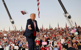 Трамп несколько дней подряд сдал отрицательные тесты на коронавирус