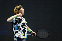 Андрей Рублев выиграл теннисный турнир в Санкт-Петербурге