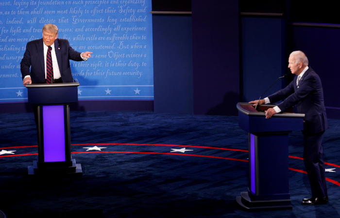Предвыборная команда Трампа посоветовала ему не перебивать Байдена на дебатах