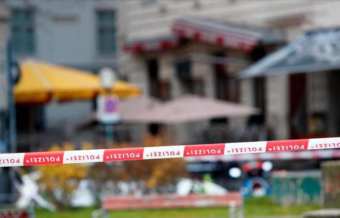 Число погибших в результате теракта в Вене достигло четырех