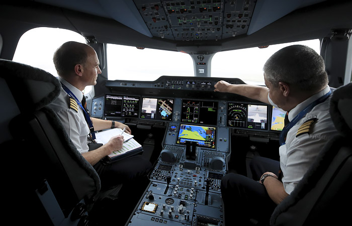 Пилотам "Аэрофлота" сократят зарплаты после изменений системы оплаты