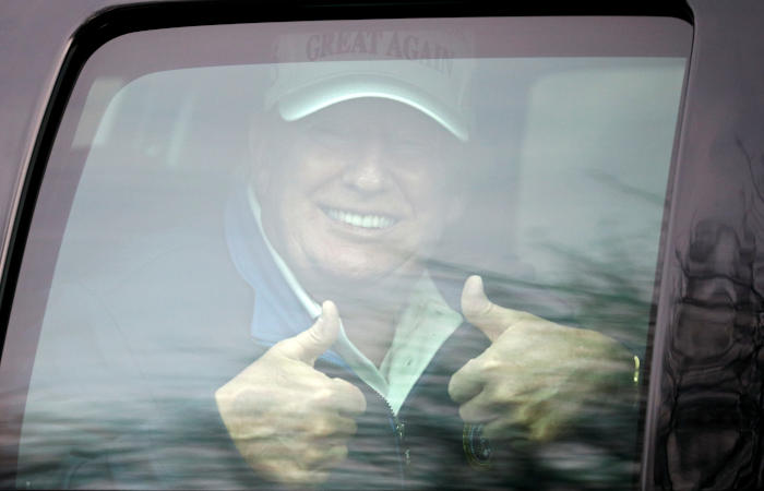 Трамп рекомендовал главе Управления общих служб сделать "все необходимое" для передачи власти Байдену