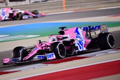 Серхио Перес выиграл Гран-при Сахира F1, одержав первую победу в карьере