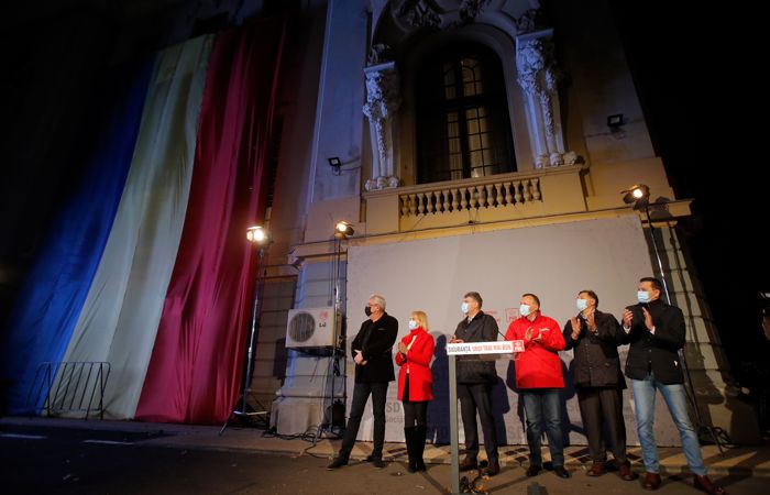 Оппозиция побеждает на парламентских выборах в Румынии