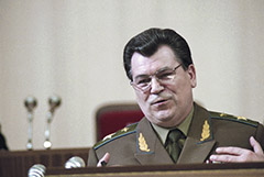 Умер последний министр обороны СССР Шапошников