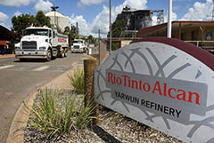 Австралийские депутаты призвали Rio Tinto компенсировать разрушение древних пещер