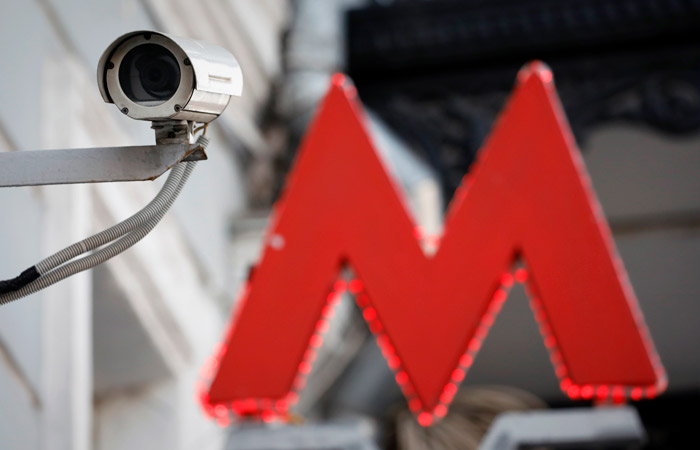 "Умные" камеры будут находить нуждающихся в медпомощи в метро Москвы