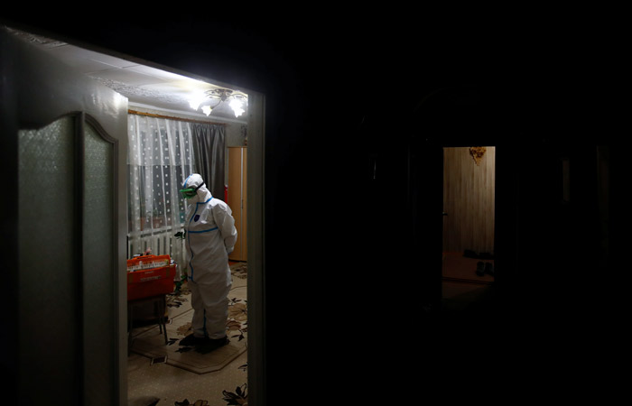 В России коронавирус выявили еще у 27 328 человек