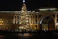 Смольный разрешил ресторанам организовать "зимние кафе" с 25 декабря