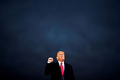 Трамп призвал республиканцев в сенате бороться за итоги выборов