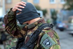 В Петербурге полицейские захватили автобус с фальшивыми спецназовцами