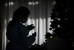 В России за сутки выявлено 27,7 тыс. новых случаев заражения коронавирусом