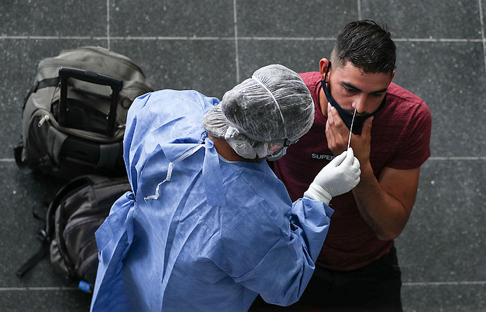 Число заражений COVID-19 в мире приблизилось к 86,5 миллионам