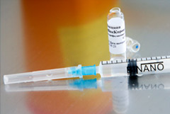 В Думе высказались против бейджей для сделавших прививку от COVID-19