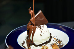 Туристические ограничения привели к падению продаж шоколада Lindt