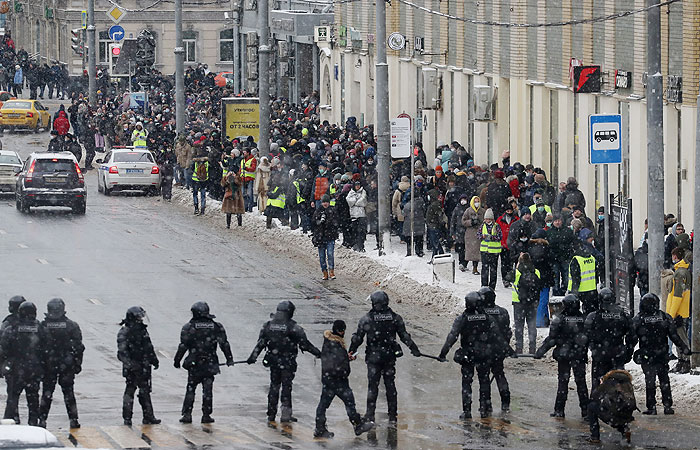 Полиция насчитала около двух тысяч человек на акции в Москве