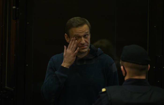 Навального этапируют в колонию в Центральном федеральном округе РФ
